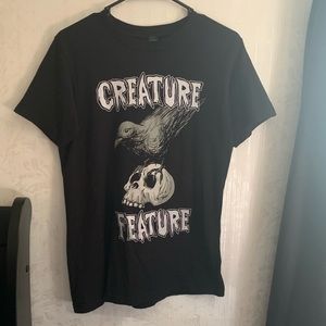 🥰RARE EUC Creature Feature Band Tee